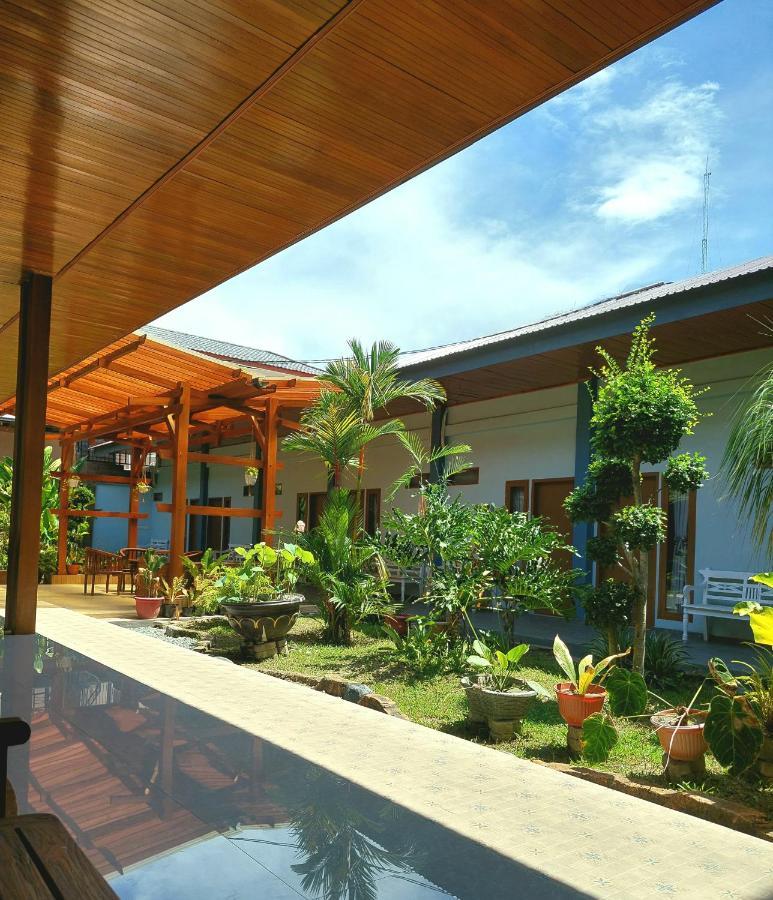 Oasis Hotel Ampana Kültér fotó